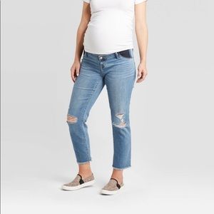 Ingrid & Isabel Maternity straight cut denim with side panel NWT